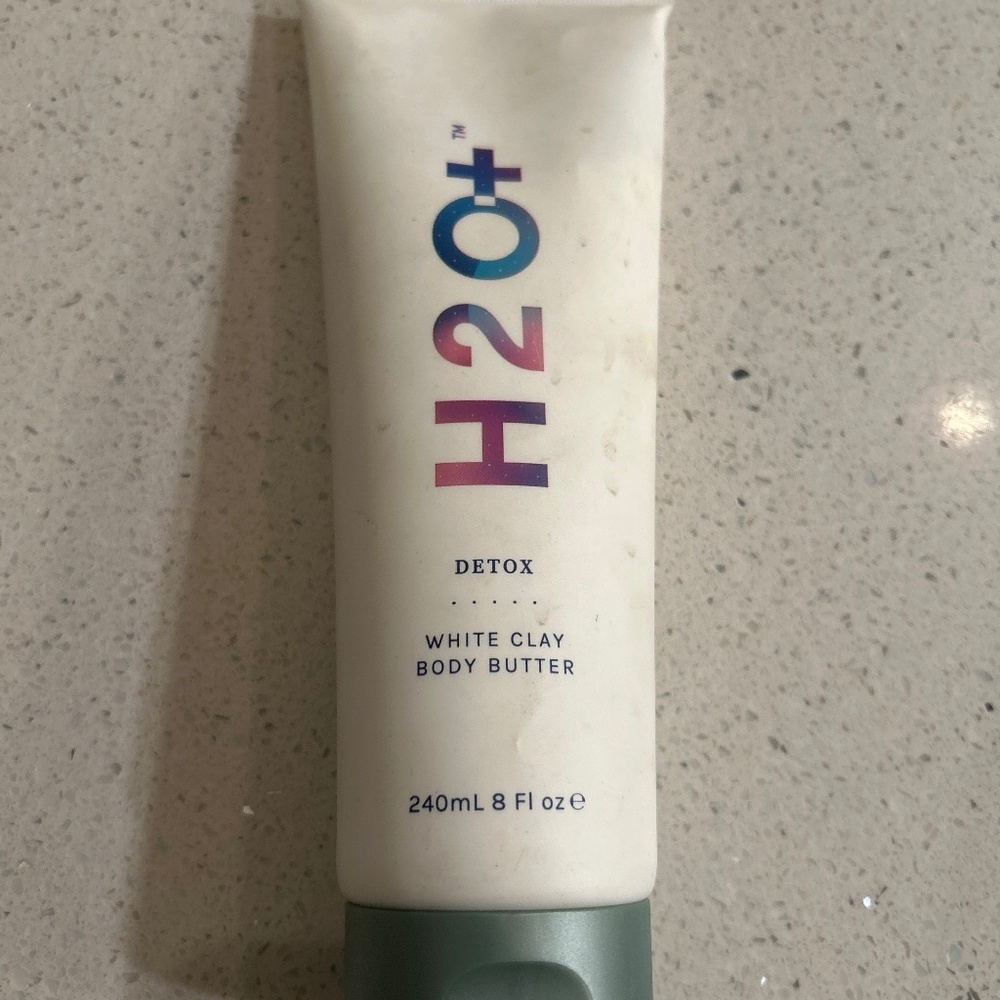 crema corporal H2O+ Detox con arcilla blanca